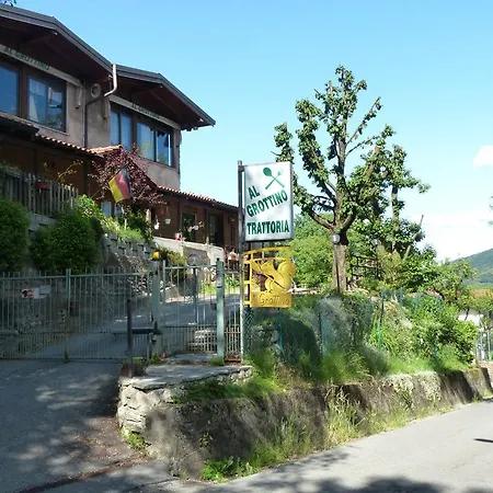 Trattoria Al Grottino Con Alloggio *