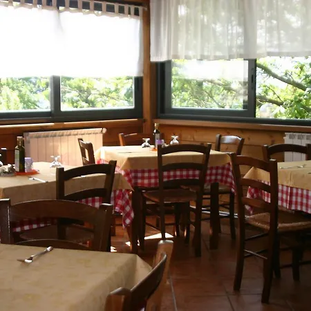 Trattoria Al Grottino Con Alloggio